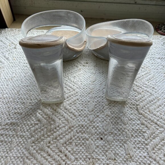 Shoes - Picture 5 of 5